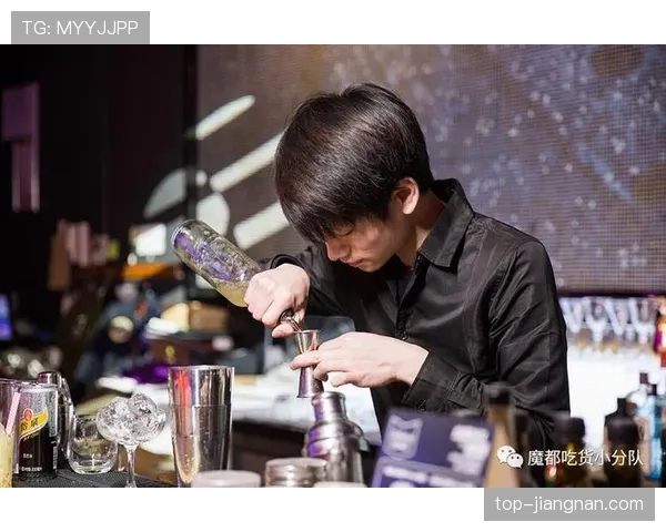 姚明饭局上点的饮料能开个小酒吧，这生活差距太大了吧？